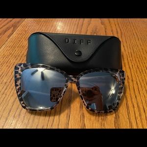 DIFF Becky II Sunglasses